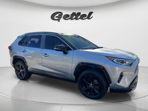 Used 2021 Toyota RAV4 XSE w/ XSE Grade Weather Package AWD/4WD image 3