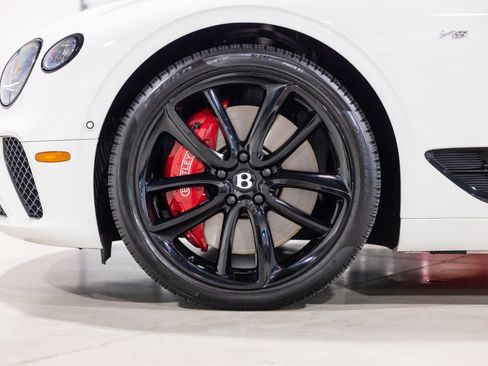Used 2020 Bentley Continental GT AWD/4WD image 18