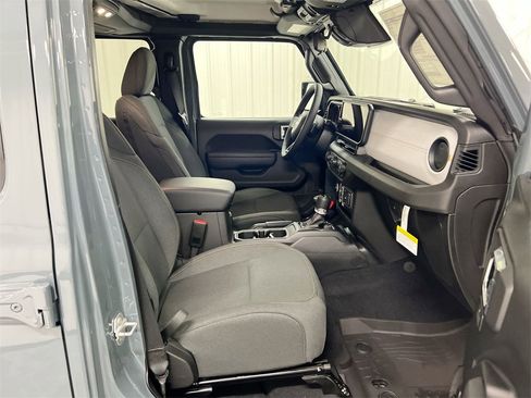 New 2026 Jeep Wrangler Sport S image 21