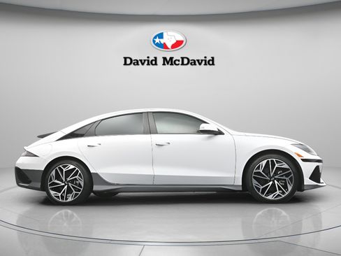 Used 2024 Hyundai Ioniq 6 SEL RWD image 34