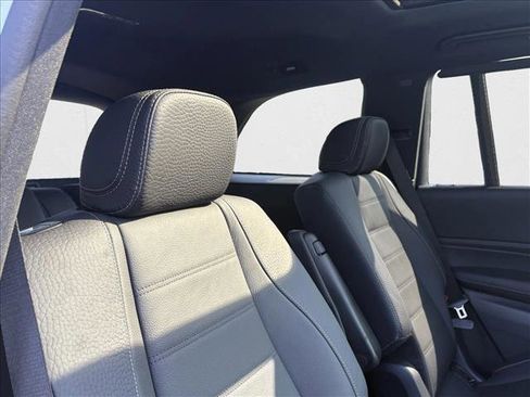 New 2026 Mercedes-Benz GLS 580 4MATIC image 23