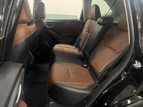 Used 2023 Subaru Forester Touring w/ Popular Package #2 image 27