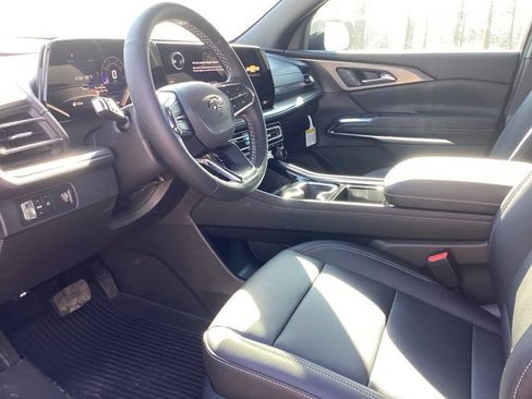 New 2026 Chevrolet Traverse LT w/ Midnight/Sport Edition image 12