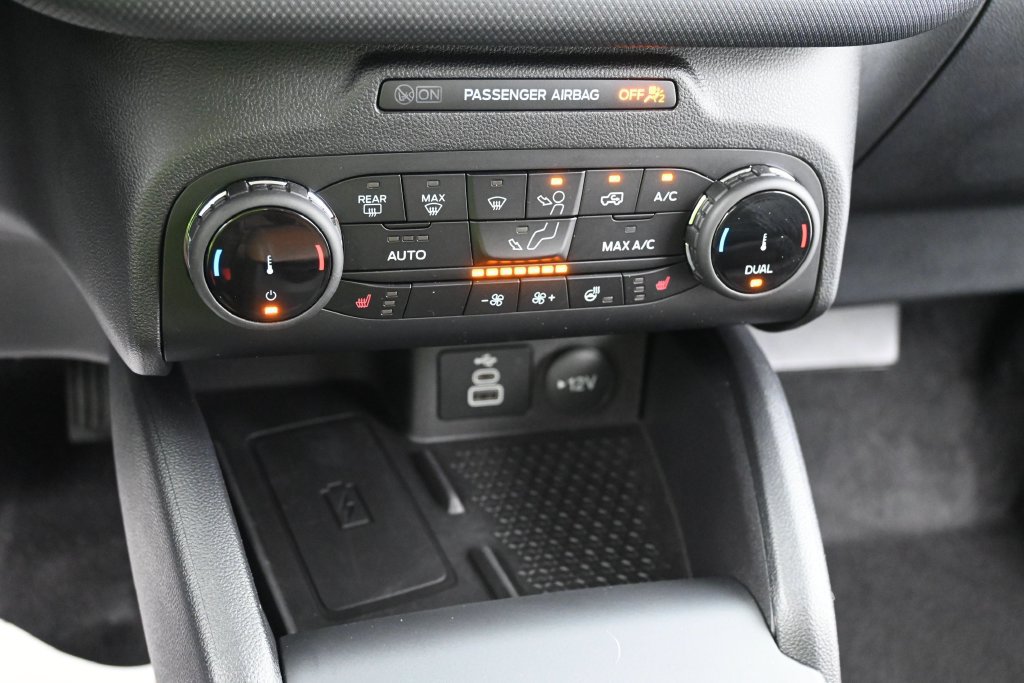 Certified 2024 Ford Bronco Sport Outer Banks w/ Tech Package AWD/4WD image 11