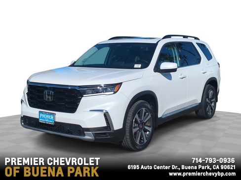 Used 2023 Honda Pilot Elite image 1