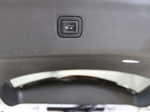 Used 2023 Buick Enclave Essence w/ Experience Buick Package image 10