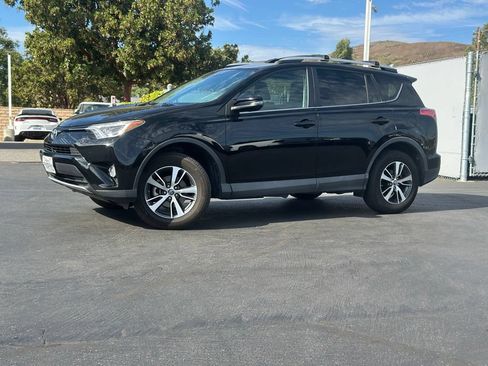 Used 2016 Toyota RAV4 XLE FWD image 1