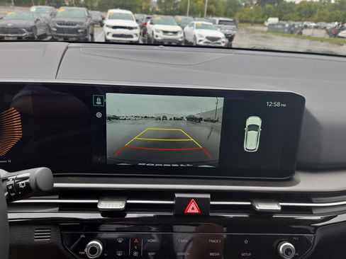 New 2026 Kia Sportage LX image 12