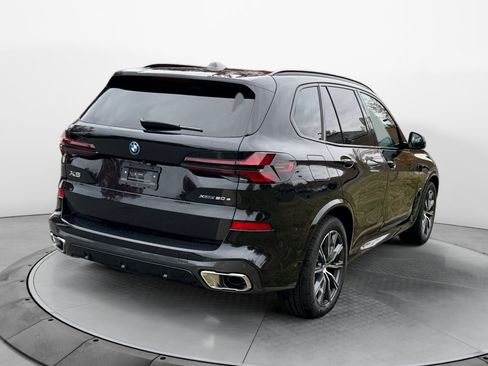 Used 2026 BMW X5 xDrive50e AWD/4WD image 7