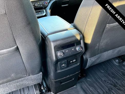 Used 2023 GMC Acadia SLE w/ Driver Convenience Package image 10