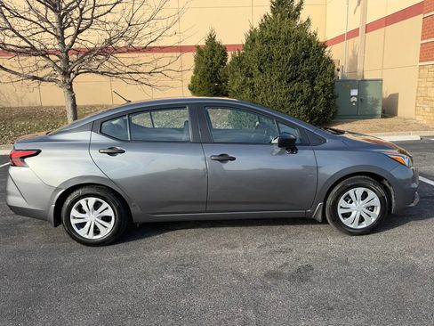 Used 2021 Nissan Versa S image 7