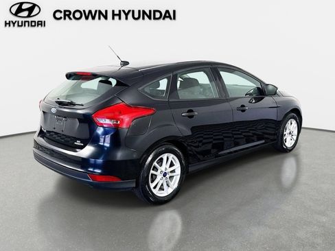 Used 2016 Ford Focus SE FWD image 5