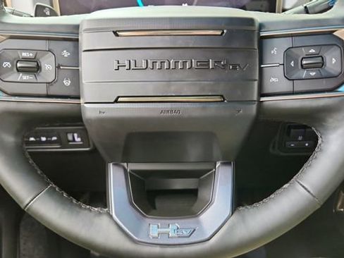 Used 2024 GMC Hummer EV 3X w/ Omega Edition image 39