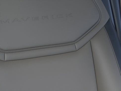 New 2025 Ford Maverick Lariat w/ 4K Tow Package image 17