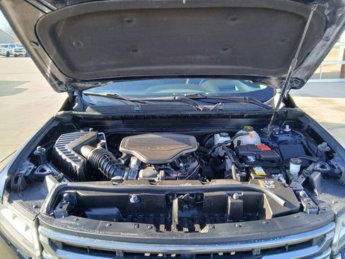 Used 2022 GMC Acadia AT4 image 33