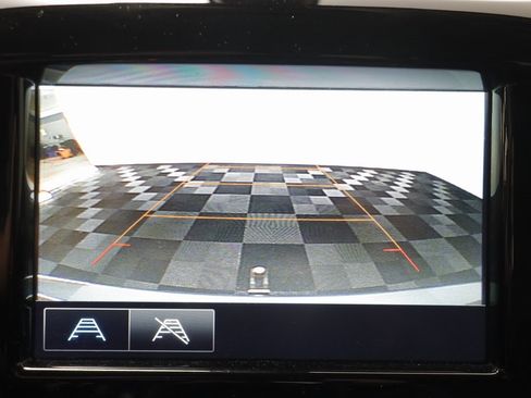 Used 2019 Chevrolet Traverse LS image 10