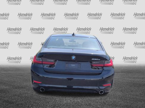Used 2021 BMW 330e image 9