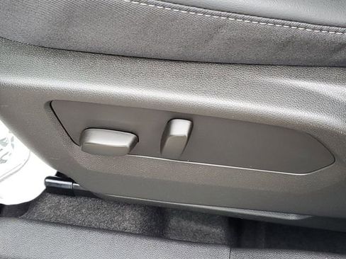 Used 2023 Buick Envision Preferred w/ Sport Touring Package image 6