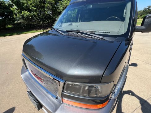 Used 2016 GMC Savana 2500 Extended image 3