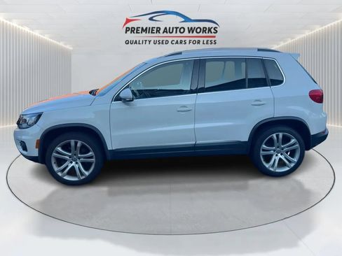 Used 2013 Volkswagen Tiguan SEL FWD image 9