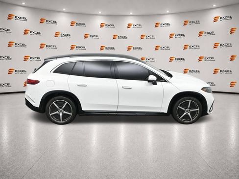 Used 2023 Mercedes-Benz EQS 580 4MATIC SUV image 75