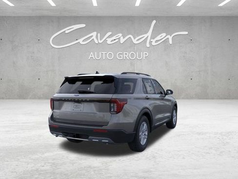 New 2025 Ford Explorer Active w/ Active Comfort Package image 8