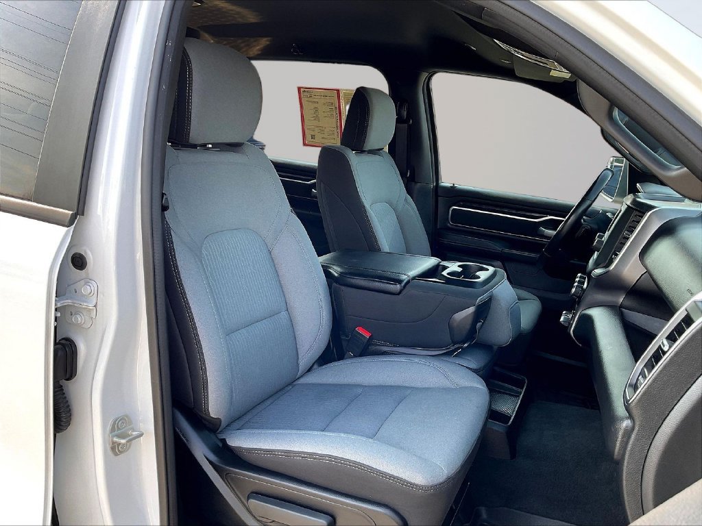 Used 2024 RAM 1500 Big Horn AWD/4WD image 30