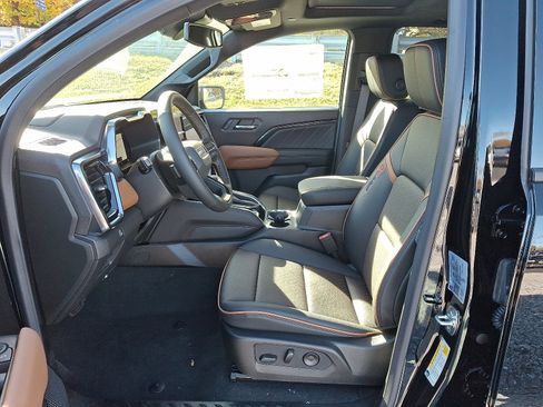 New 2026 GMC Canyon AT4 w/ Technology Plus Package image 6