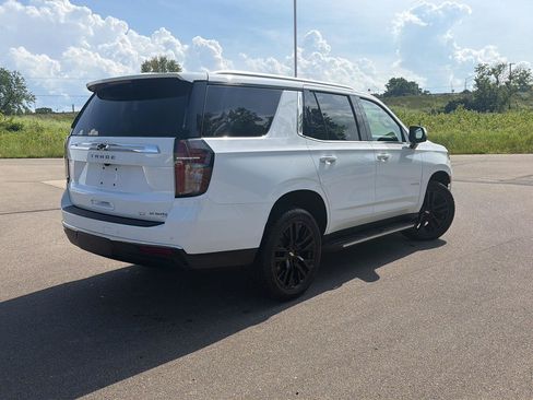 Used 2023 Chevrolet Tahoe LT w/ Luxury Package AWD/4WD image 6