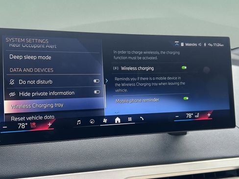 Used 2026 BMW iX xDrive45 w/ Premium Package image 21