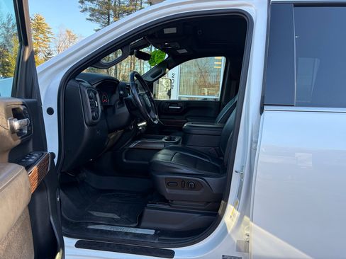 Used 2020 Chevrolet Silverado 2500 High Country w/ Z71 Off-Road Package image 22