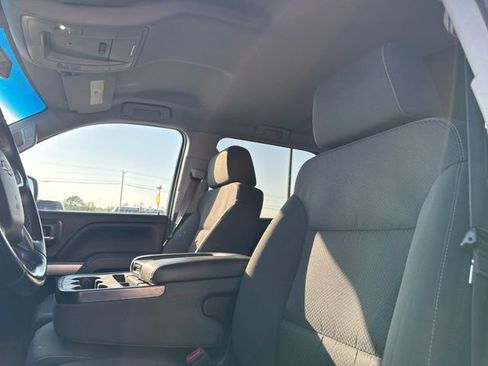 Used 2017 Chevrolet Silverado 1500 LT w/ All Star Edition image 31