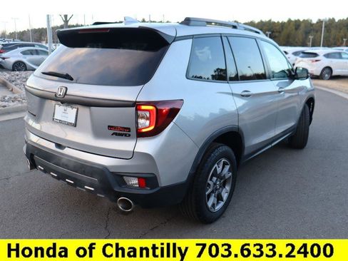 Used 2023 Honda Passport TrailSport image 7