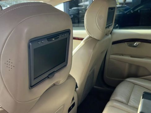 Used 2008 Volvo XC70 3.2 image 30