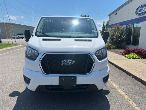 Used 2025 Ford Transit 350 XLT RWD image 9