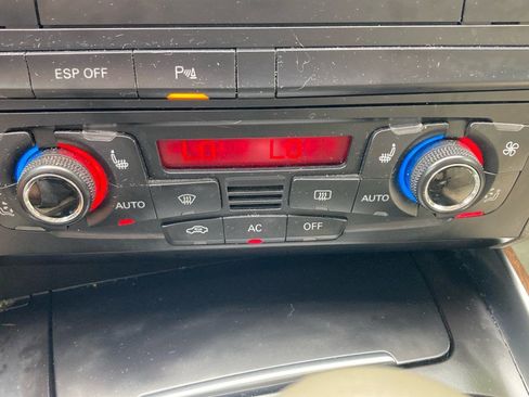 Used 2010 Audi Q5 3.2 Premium Plus image 11