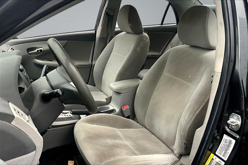 Used 2010 Toyota Corolla LE FWD image 21