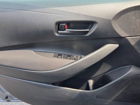 Used 2023 Toyota Corolla LE FWD image 28