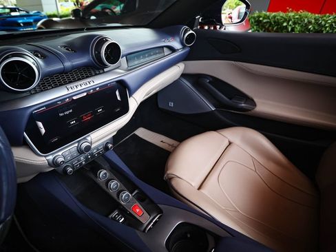 Certified 2022 Ferrari Portofino M RWD image 33