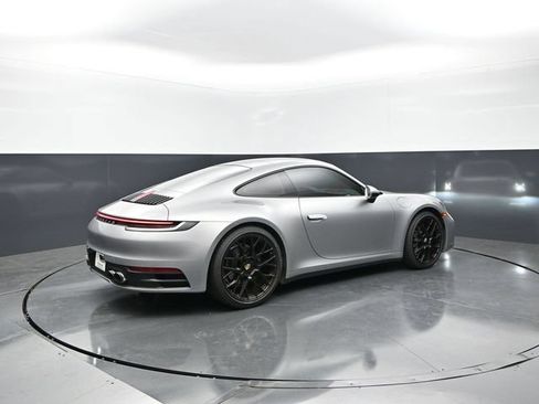 Used 2021 Porsche 911 Carrera 4 AWD/4WD image 7