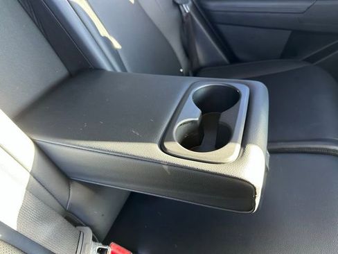 Used 2025 Kia Sportage EX image 31