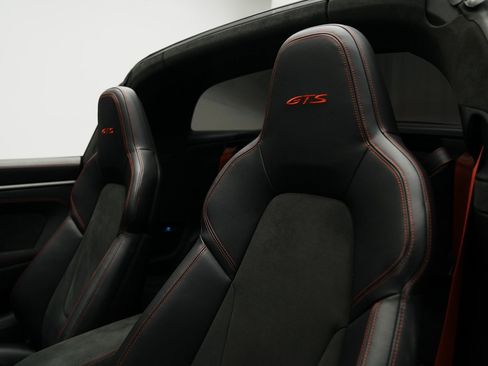 Used 2022 Porsche 911 Targa 4 GTS image 33