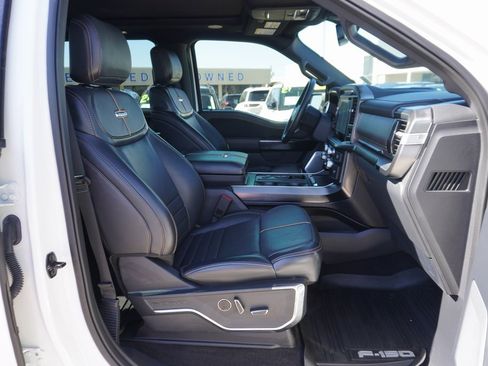 Certified 2022 Ford F150 Platinum w/ Equipment Group 701A High image 28