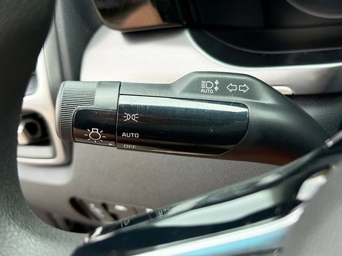 Used 2023 Kia Sorento LX FWD image 21