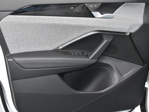 New 2026 Volkswagen Tiguan S image 3