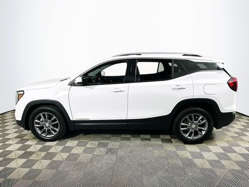 Used 2024 GMC Terrain SLT FWD image 6