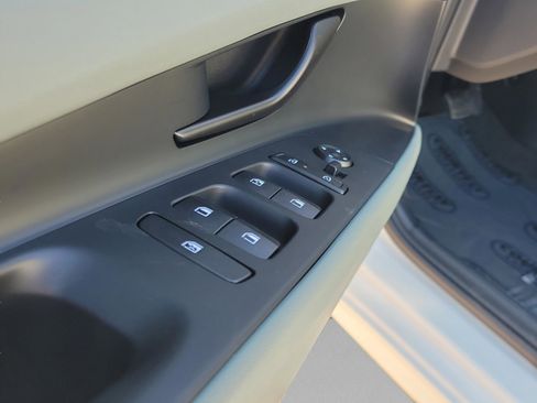 New 2026 Hyundai Elantra Limited image 19