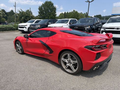 Used 2024 Chevrolet Corvette Stingray Coupe w/ Z51 Performance Package RWD image 3