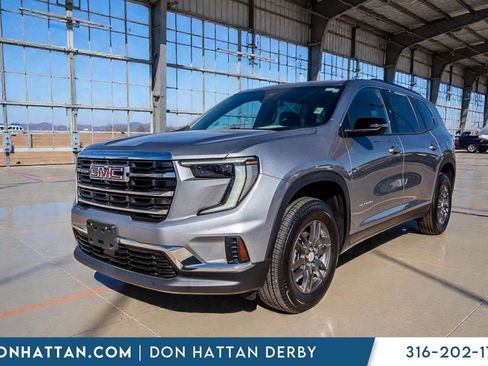 Used 2025 GMC Acadia Elevation image 28