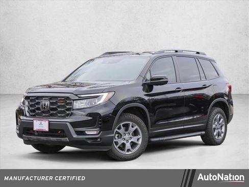 Certified 2025 Honda Passport TrailSport image 1